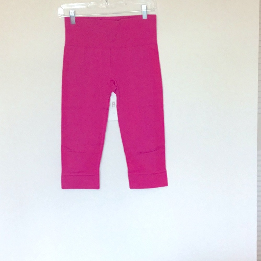 Lululemon Athletica pink cropped leggings